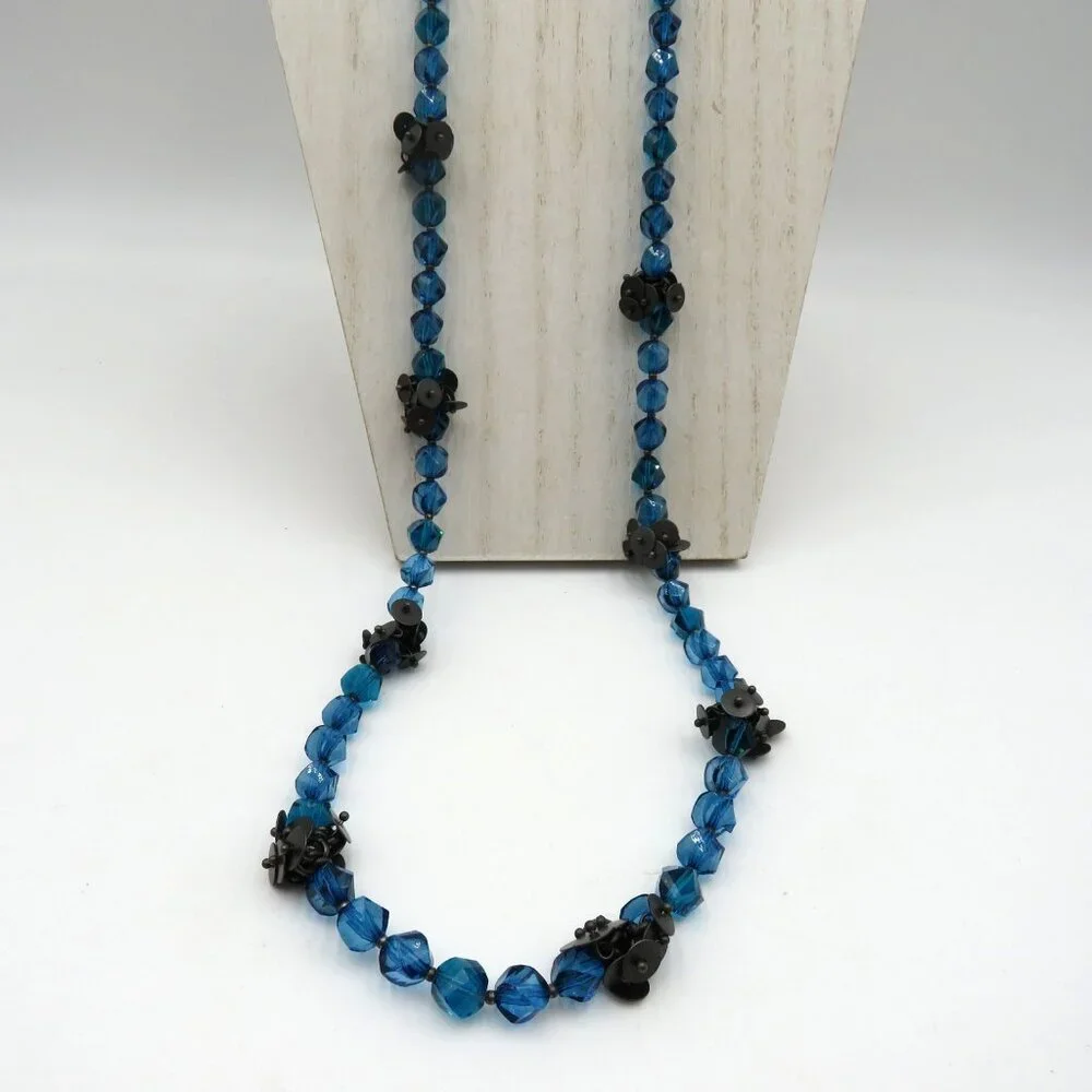 Vintage R‎ & R Faceted Lucite Bead Necklace Gunmetal Flower Cluster Charm 38 in